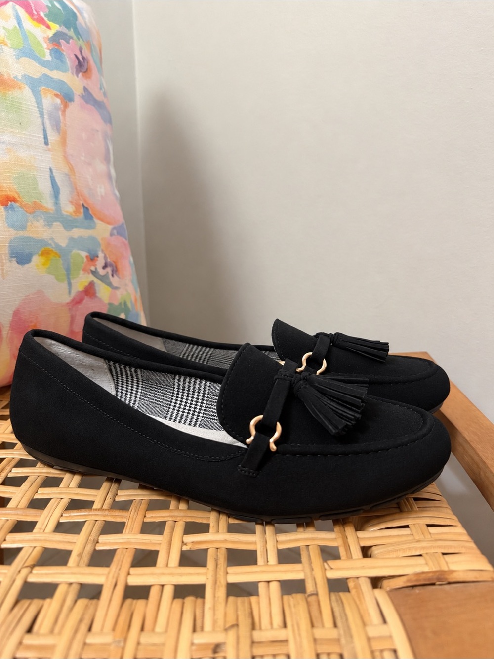 Women’s Black Tassel Loafers - Classic Slip-On Flats